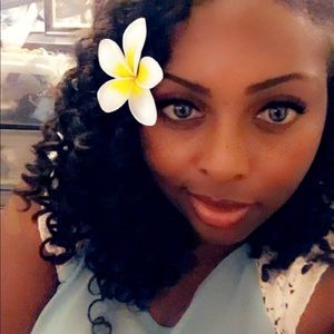 Meet your Posher, Karissa